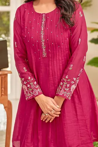 Pink floral embroidered cfloraleri cotton kurta palazzo set
