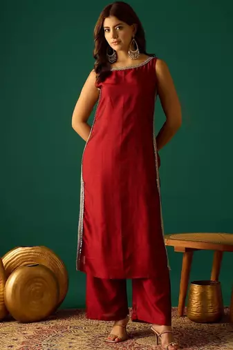 Red floral printed silk blend kurta trouser set