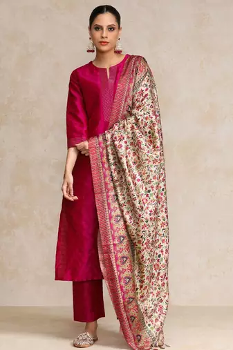 Pink floral printed silk blend kurta trouser dupatta set