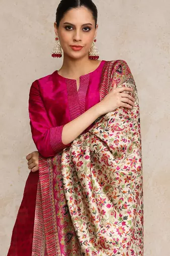 Pink floral printed silk blend kurta trouser dupatta set