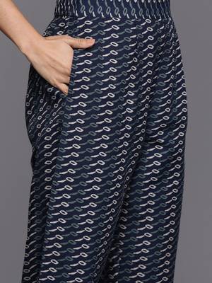 Blue floral printed silk blend kurta trouser dupatta set 2