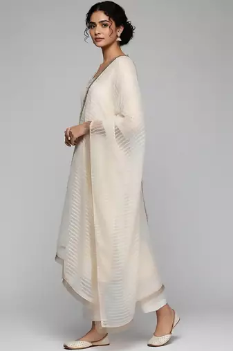 Off white floral embroidered silk blend kurta trouser dupatta set