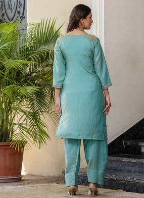 Turquoise blue embroidered straight kurta pant set with dupatta 4