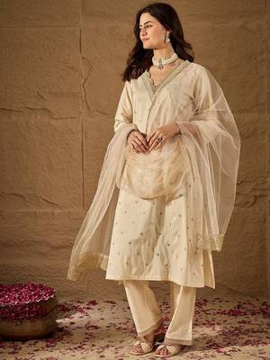 Beige embroidery silk blend kurta with pant and dupatta 4