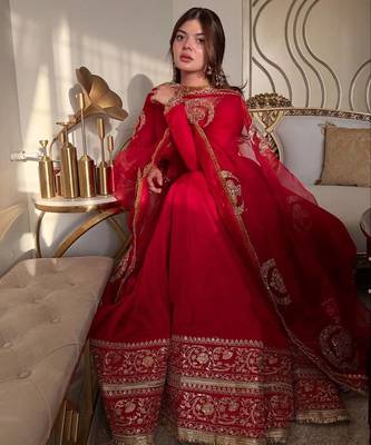 Red bridal anarkali suit with heavy embroidered dupatta and golden border 3