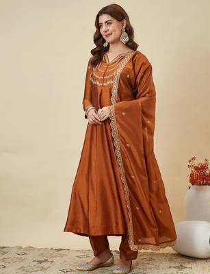 Rust embroidery vichitra silk kurta with pant and dupatta 2