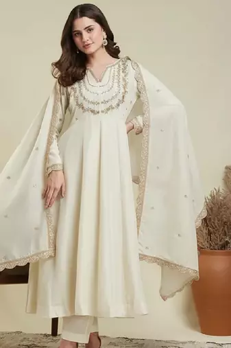 Off white embroidery vichitra silk kurta with pant and dupatta