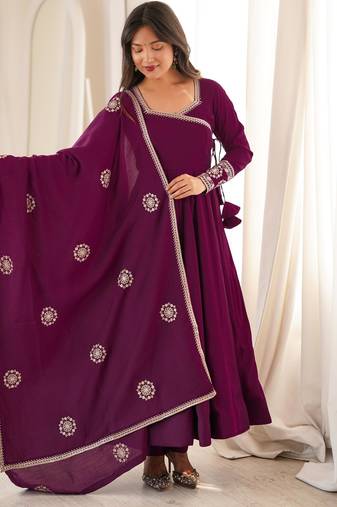 Women's Beautiful Embroidery Work Roman Silk Chanderi Fabric Flared Anarkali Pant and Dupatta Set