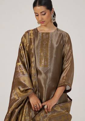 Glittered chocolate fudge kurta set 4