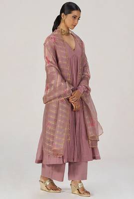 Woodrose chanderi silk festive kurta set 1