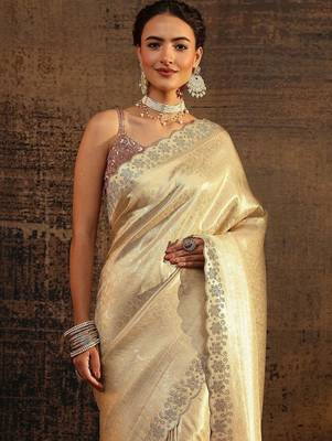 Woven Design Embroidered Silk Blend Saree 2