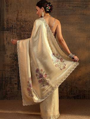 Woven Design Embroidered Silk Blend Saree 4