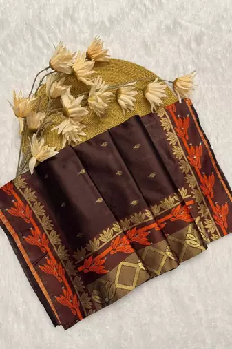 Woven Design Zari Silk Blend Handloom Kanjeevaram Saree
