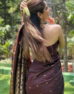 Woven Design Zari Silk Blend Handloom Kanjeevaram Saree 7
