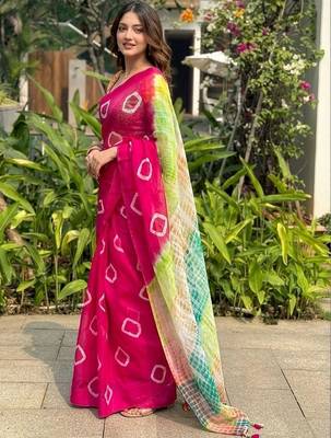Multicoloured Bandhani print saree with blouse 3