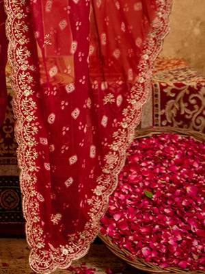Bandhani Embroidered Georgette Saree with blouse  6