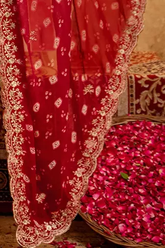 Bandhani Embroidered Georgette Saree with blouse 