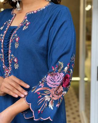 Women's Beautiful Thread Work Roman Silk Fabric Straight Kurta Pant and Dupatta Set 2