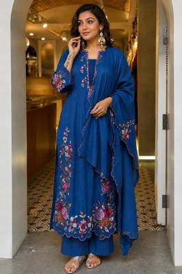 Women's Beautiful Thread Work Roman Silk Fabric Straight Kurta Pant and Dupatta Set 5