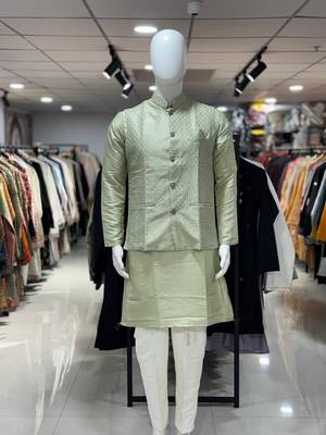 Green silk blend straight kurta 3