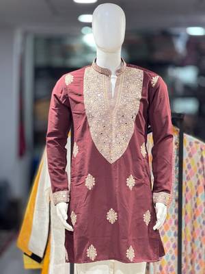 Brown silk blend embroidered straight kurta 3