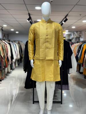 Yellow silk blend straight kurta 3