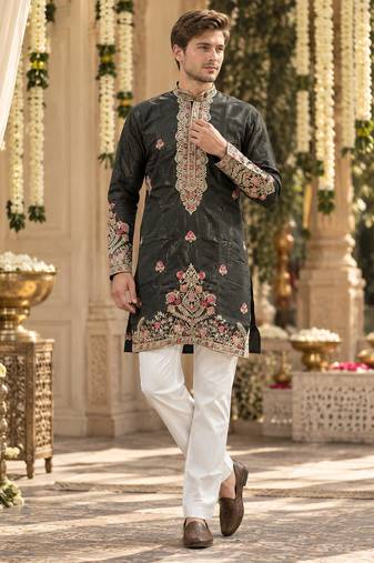Black simmer embroidered straight kurta