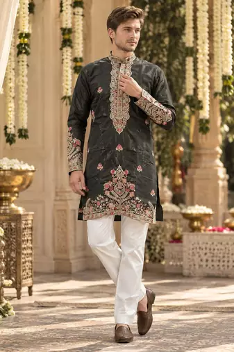 Black simmer embroidered straight kurta