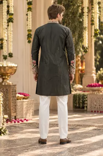 Black simmer embroidered straight kurta