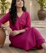 Pink floral printed cotton blend kurta trouser set