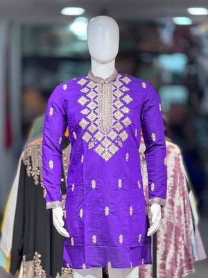 Lavender silk blend embroidered straight kurta 3