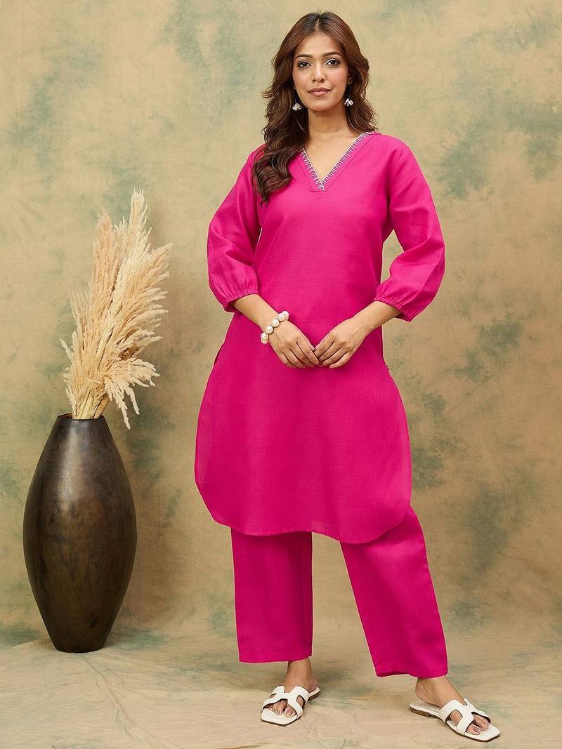Pink floral printed cotton blend kurta trouser set