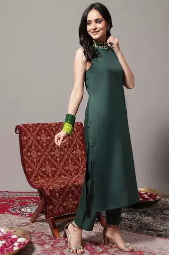Green floral printed cotton blend kurta trouser dupatta set