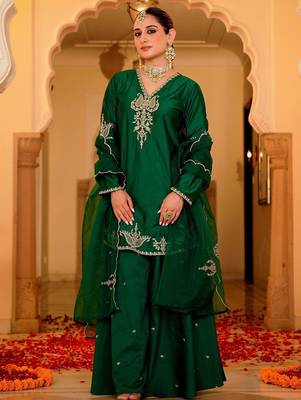 Green party wear embroidery silk blend kurta with plazzo and dupatta 2