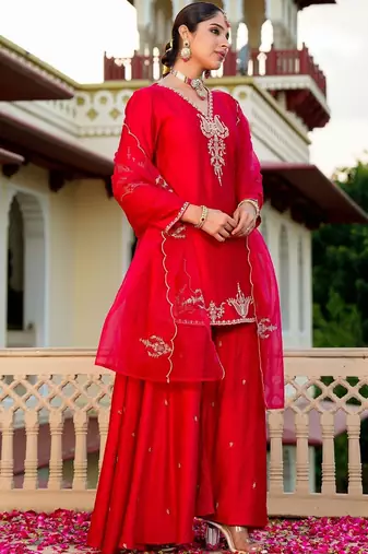 Red party wear embroidery silk blend kurta with plazzo and dupatta