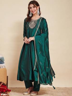 Green party wear embroidery vichitra silk blend kurta with pant and dupatta 2