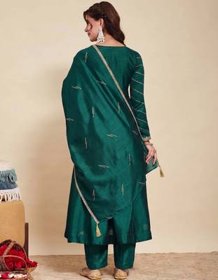 Green party wear embroidery vichitra silk blend kurta with pant and dupatta 5