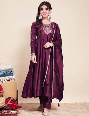 Wine party wear embroidery vichitra silk blend kurta with pant and dupatta 2