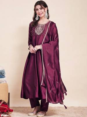 Wine party wear embroidery vichitra silk blend kurta with pant and dupatta 3
