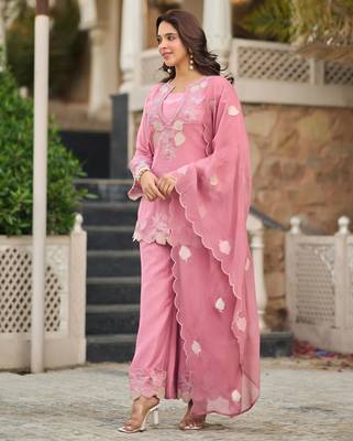 Pink party wear embroidery silk blend kurta with plazzo and dupatta 4