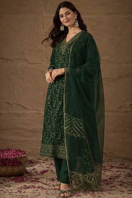 Green party wear embroidery chanderi kurta with pant and dupatta 3