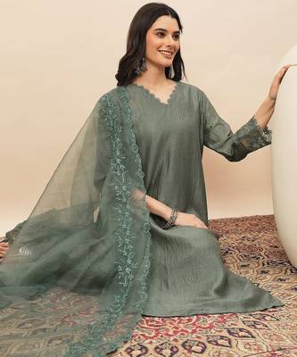 Pista party wear embroidery silk blend kurta with pant and dupatta 1