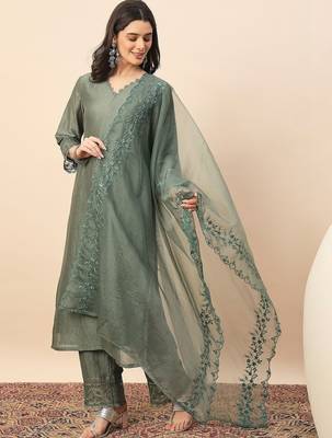 Pista party wear embroidery silk blend kurta with pant and dupatta 3