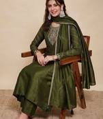 Mehendi party wear embroidery vichitra silk blend kurta with pant and dupatta