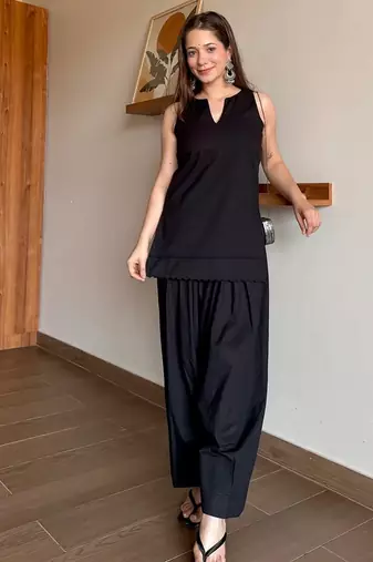 Black floral printed pure cotton sleeveless kurta farshi salwar set for women