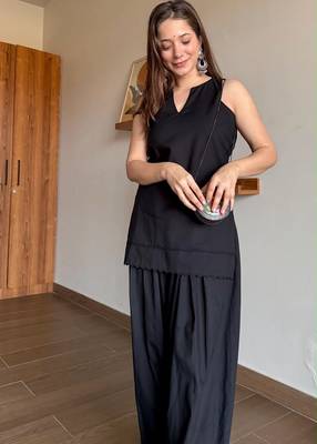 Black floral printed pure cotton sleeveless kurta farshi salwar set for women 5