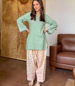 Sea green & cream floral printed pure cotton full sleeve v-neck kurta set for women
