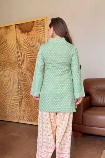 Sea green & cream floral printed pure cotton full sleeve v-neck kurta set for women
