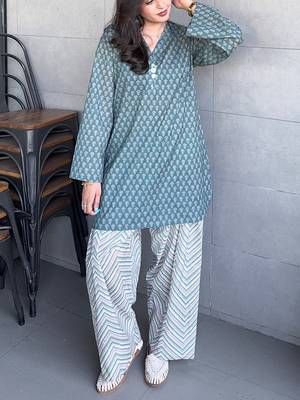 Blue floral printed pure cotton full sleeve v-neck kurta set for women 3
