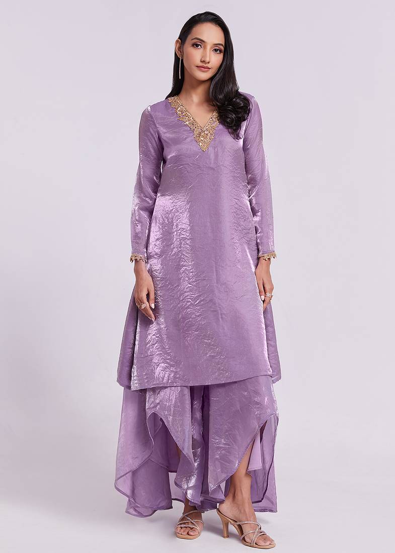 Lavender embellished v-neck kurta set